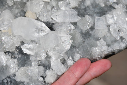 Apophyllite and zeolite cluster