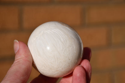 Scolecite sphere