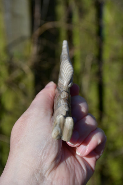 Polish flint dragon - Manus carve