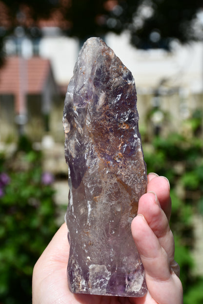 Manus phantom amethyst tribal skull carve