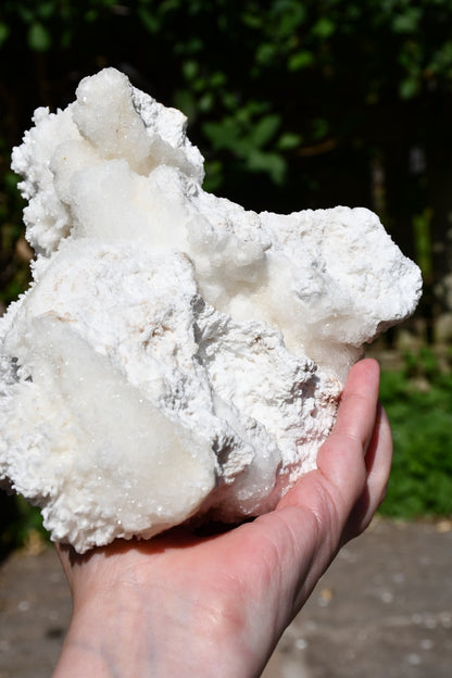 White aragonite cluster