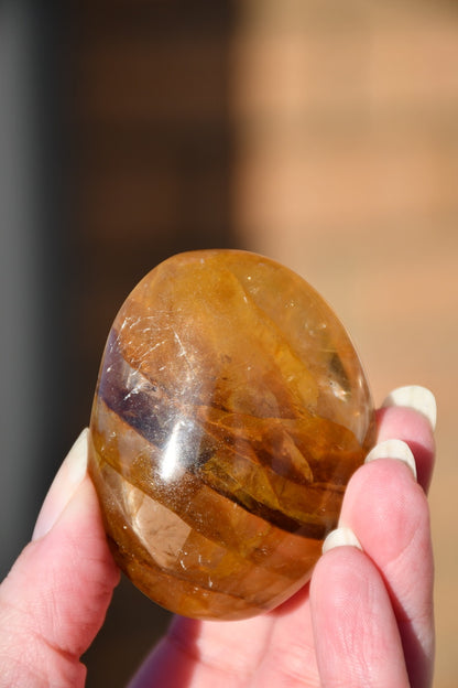 Hematoid quartz pebble