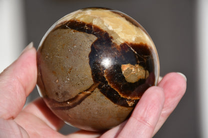 Septarian sphere