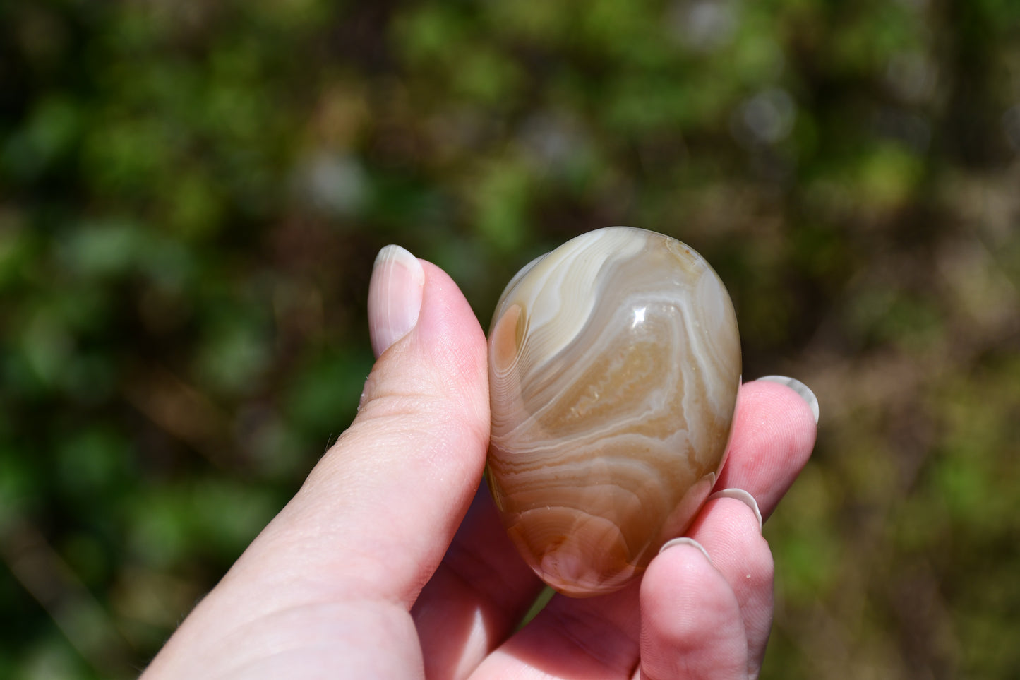 Pair of (flower) agate puffy hearts