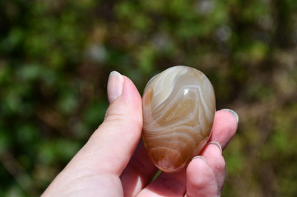 Pair of (flower) agate puffy hearts