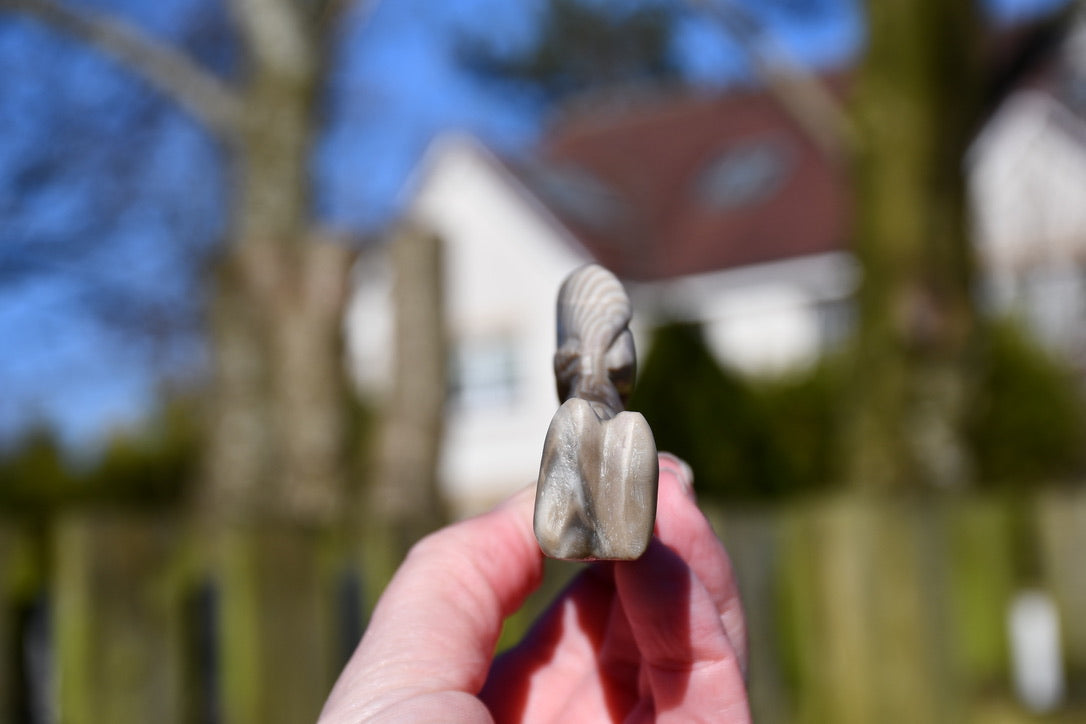Polish flint dragon - Manus carve