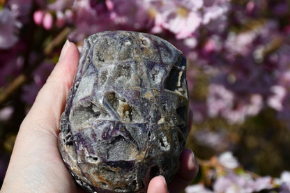 Fluorite/quartz/sphalerite unusual skull