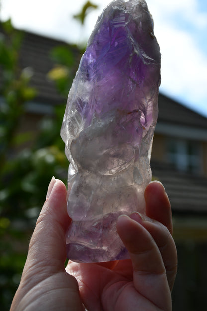 Manus phantom amethyst tribal skull carve