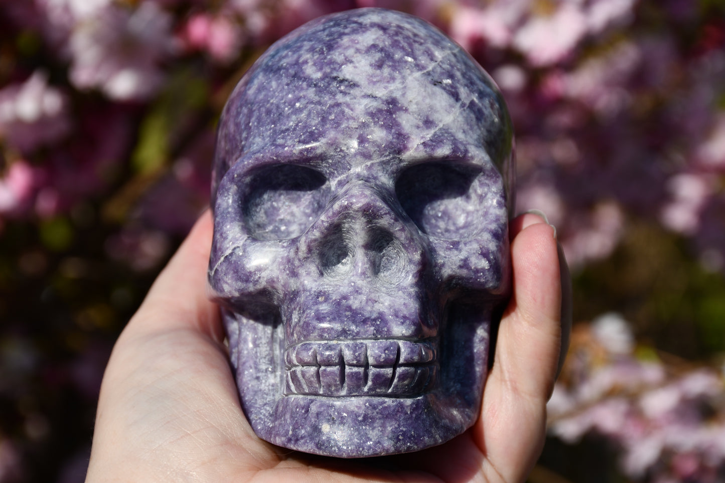 Lepidolite skull