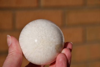Scolecite sphere