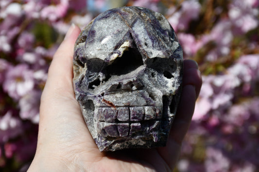 Fluorite/quartz/sphalerite unusual skull